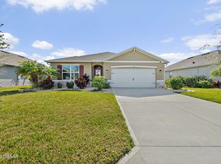 1332 Middle Lake Dr, Ormond Beach, FL 32174