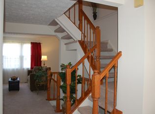 3706 Mazewood Ln, Fairfax, VA 22033