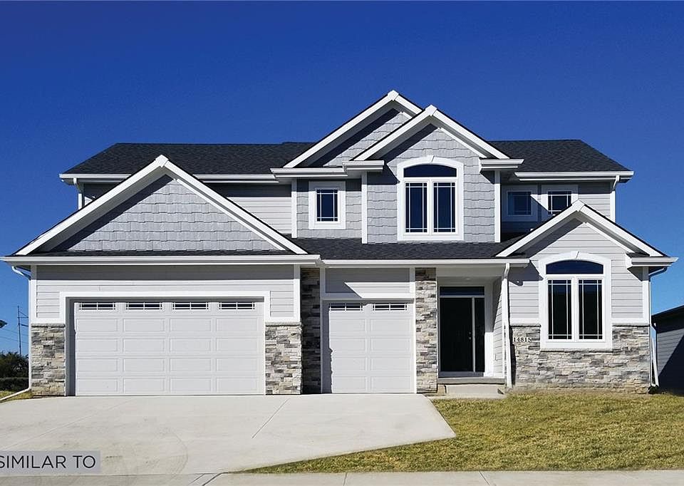 1st image of 2650 SE Willowbrook Dr
