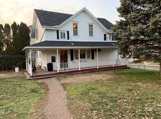 101 Downing St, Fall River, MA 02723