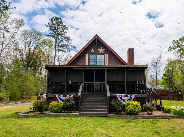 1262 Cedar Ln, Leesville, SC 29070