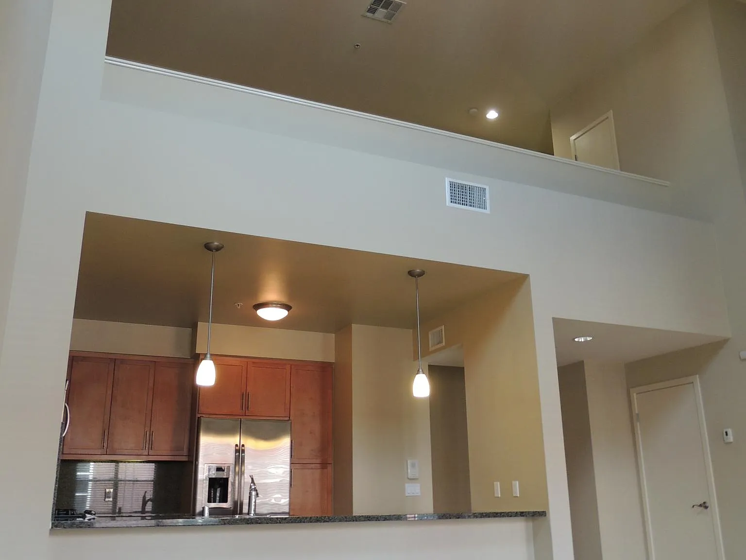2 bed, 2.5 bath, 1600 sqft, $3,450 — Photo 1