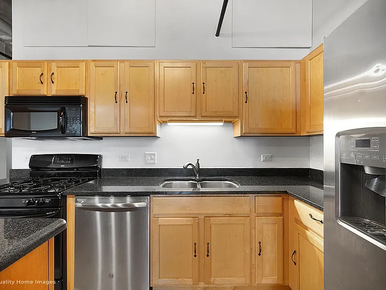 1503 S State St #706 — Photo 15