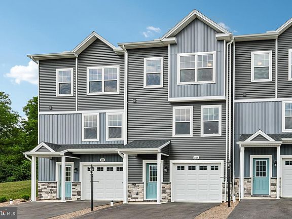 3rd image of 184 Highpoint Park Dr