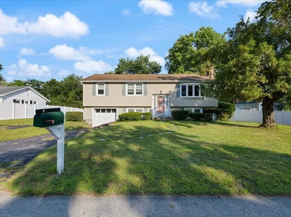 15 Blue Jay Ave, Dracut, MA 01826