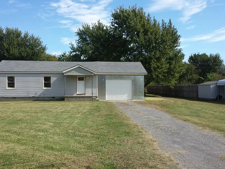 3310 Laurann Ln #1 — Photo 1