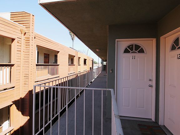2nd image of 255 Temple Ave APT 11