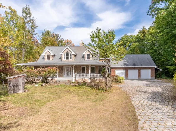 155 Long Point Road, Moultonborough, NH 03254