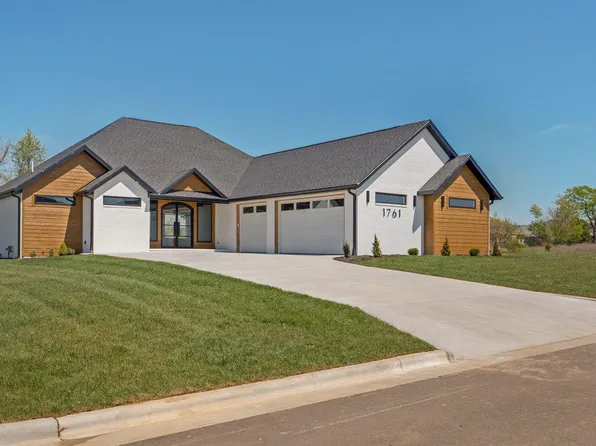 1761 E Peartree Drive, Ozark, MO 65721