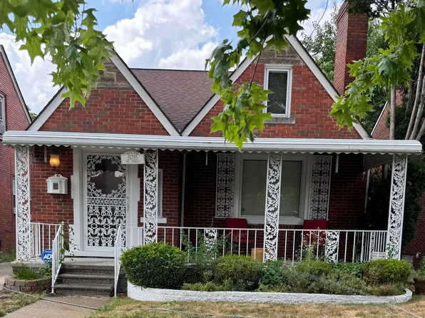 15785 Sorrento Ave, Detroit, MI 48227