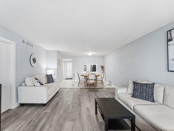 3rd image of 910 Dogwood Drive #444