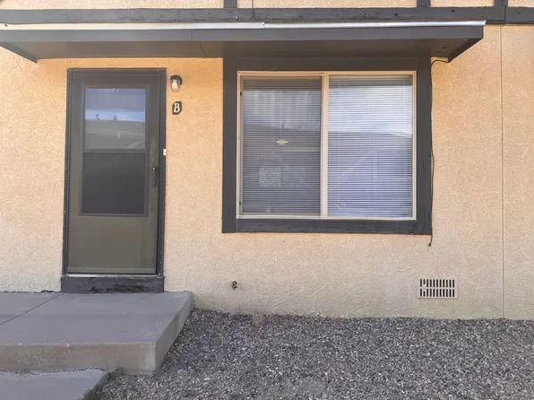 Mineola Court 1981, 1981 Mineola Ct APT B, Colorado Springs, CO 80915