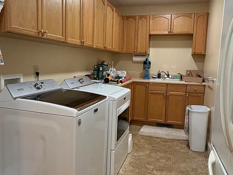 Arrowhead Dr — Photo 6