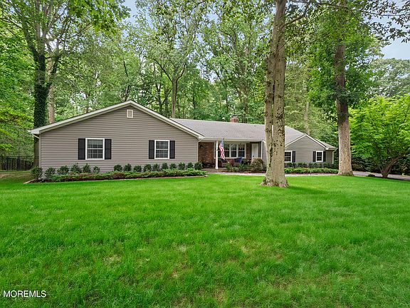 4th image of 18 Stork Court