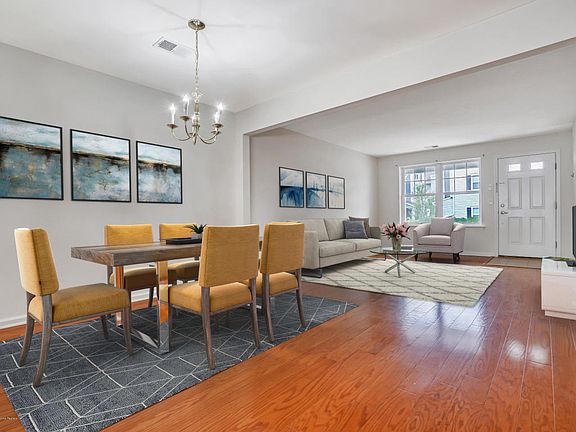 3rd image of 603 Harvest Way #303