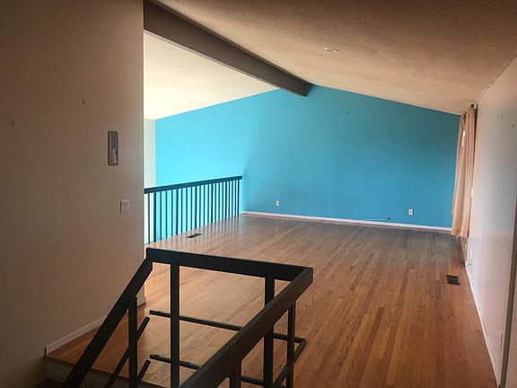 3rd image of 2525 Bantry Ln