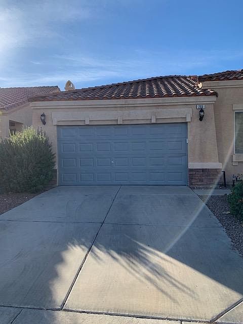 1st image of 265 Paloma Vista St