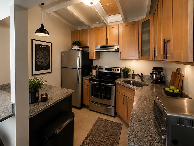 15 San Rafael Ave #5 — Photo 5