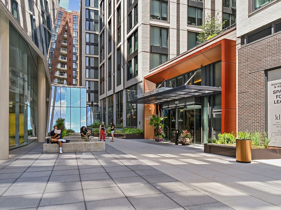 Building Photo 5