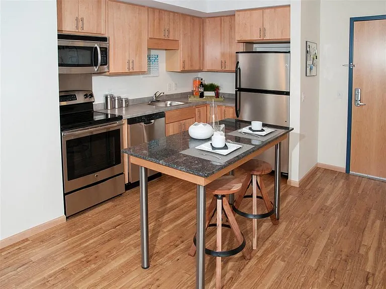 Third North Apartments — Photo 37