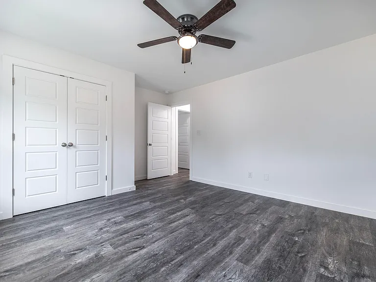 106 Leisure Pointe Cv — Photo 26