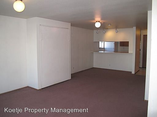 2nd image of 750 SE 8th Ave