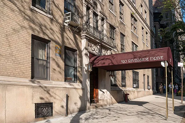 Sold by Rachel Realty | media 2