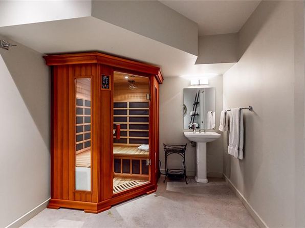 46 Pine Bud Avenue, St. John's, NL A1B1M7