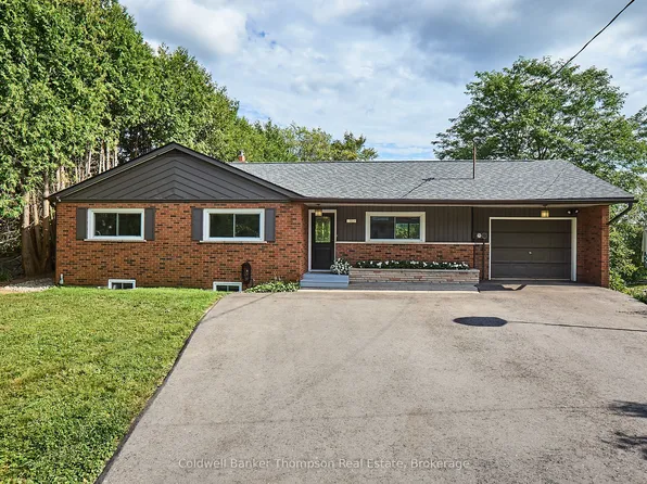 109 Riverside Dr, Huntsville, ON P1H 1R6