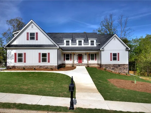 11 Thunderhawk Ln NE, Rydal, GA 30171