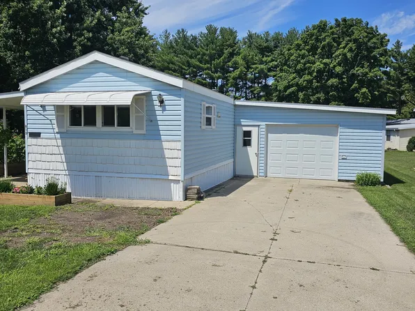 900 Regan Rd Lot 613, Rock Falls, IL 61071