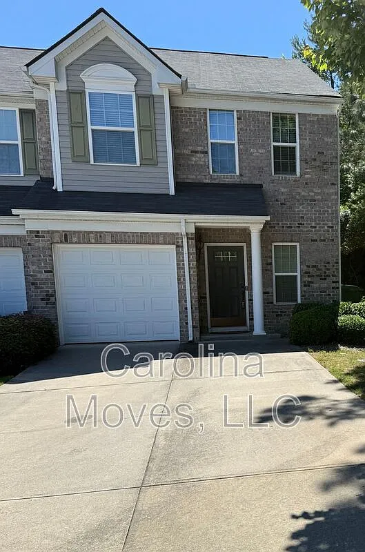 3 bed, 2.5 bath, 1796 sqft, $1,995 — Photo 1