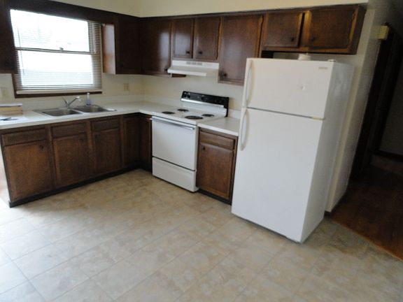 2nd image of 1312 N Chapel St APT 2