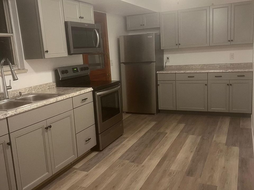 1st image of 9511 Maccorkle Ave #2