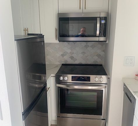 New appliances in newly remodeled kitchen