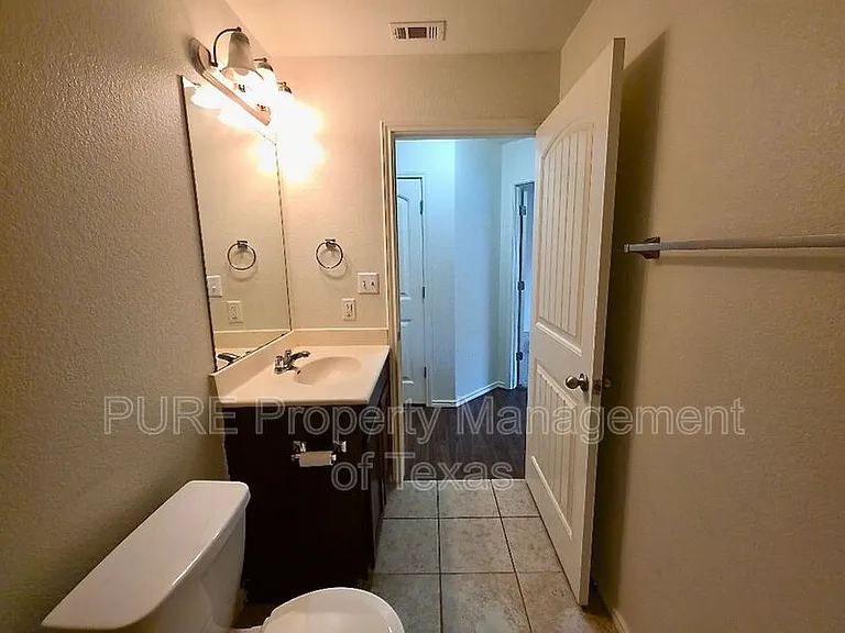 19320 Nicole Ln — Photo 18