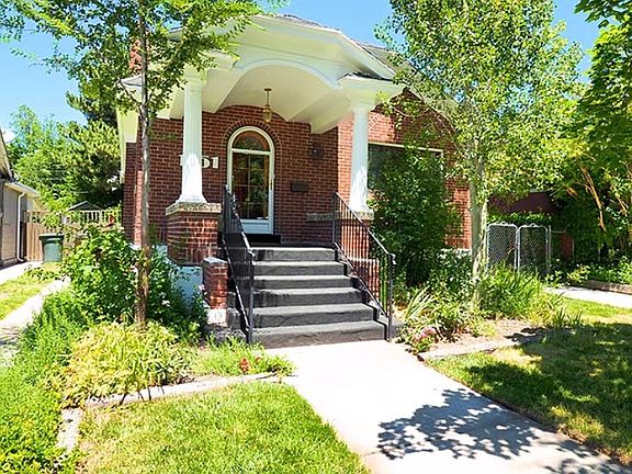 4th image of 1451 E Logan Ave