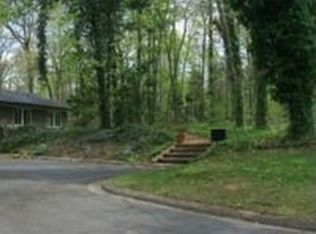 619 Greenwood Rd, Chapel Hill, NC 27514