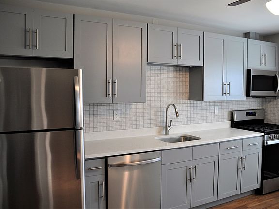 5th image of 24111 W Hazelcrest Dr #2E