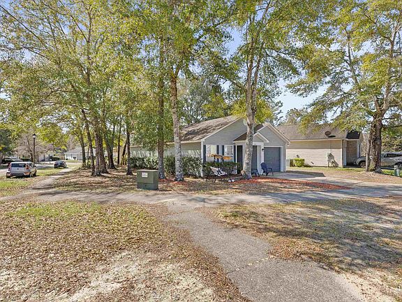 4th image of 926 Balkin Rd