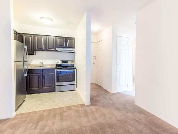 2nd image of 360 W Pleasantview Ave #Z10wunnqb