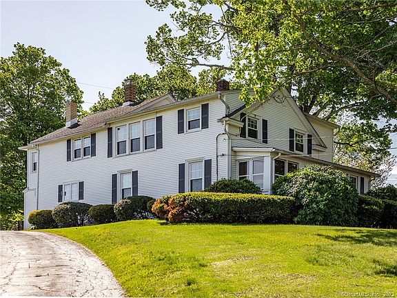 2nd image of 367 Oak Ave