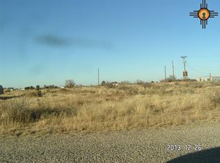 912 Hopi Rd E, Carlsbad, NM 88220