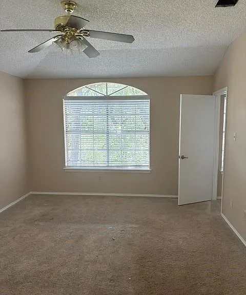 17511 Klamath Falls Dr — Photo 18