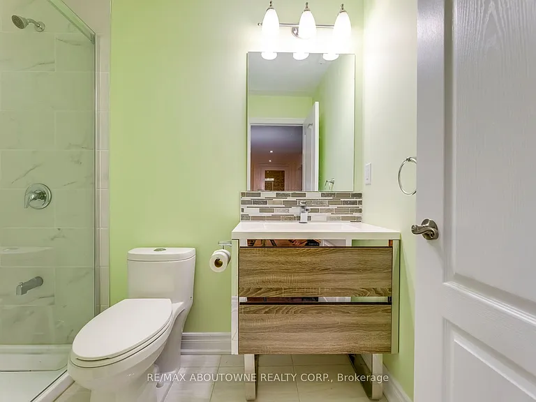 2481 Taylorwood Dr — Photo 46