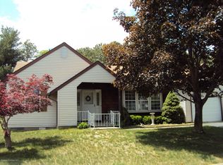 20 Amherst Rd, Manchester Township, NJ 08759