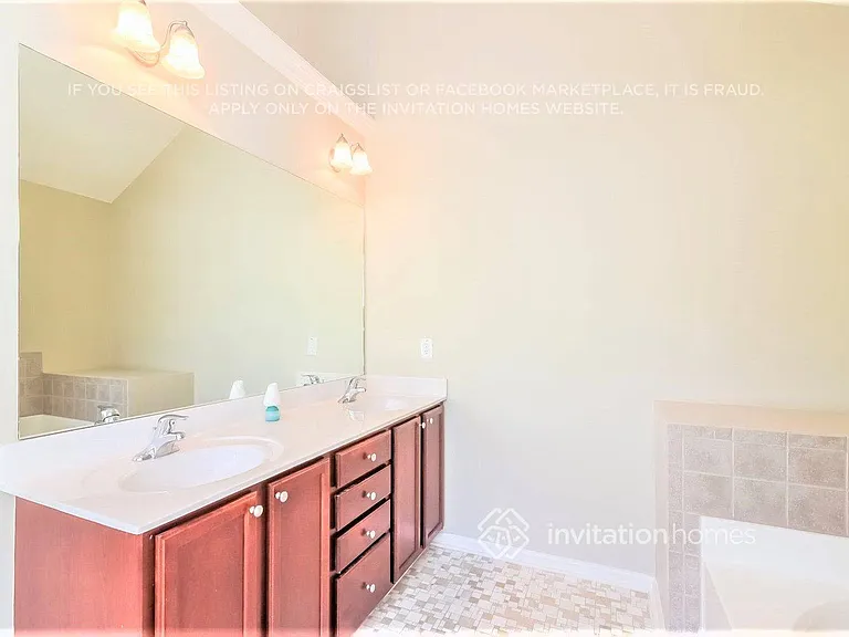 3422 Rustic Trail Ln — Photo 15