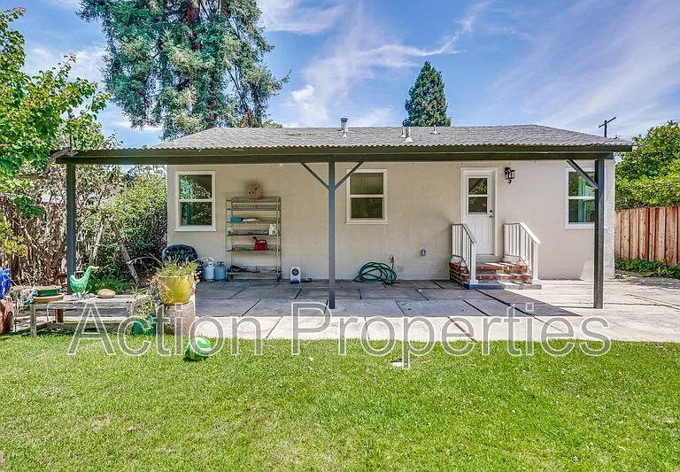 207 Haight St — Photo 23