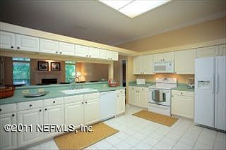 4th image of 2380 Covington Creek Dr W