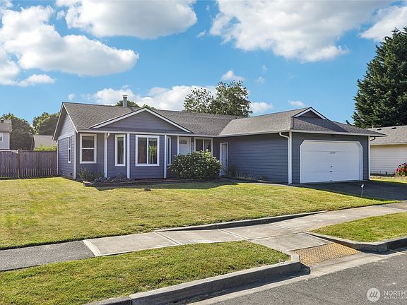2nd image of 15168 173rd Avenue SE